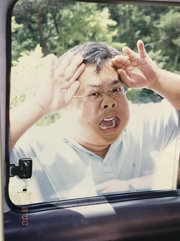 창 밖에 곰인가