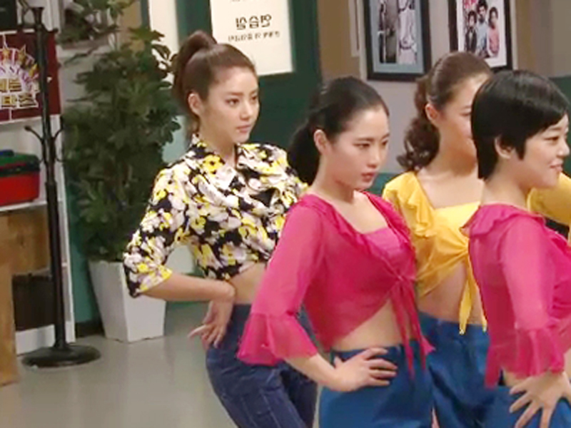 쇼단의 간판 가수, 채영의 댄스 연습~★ 클립