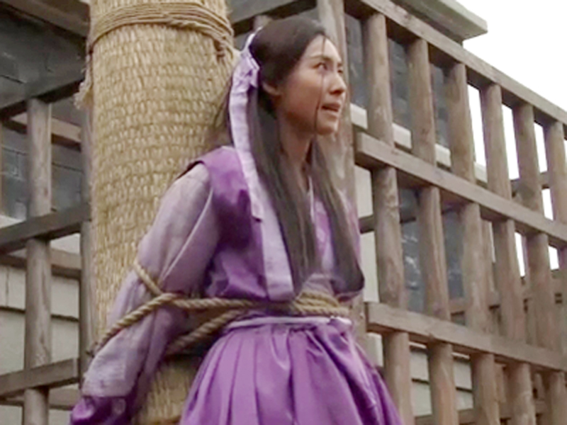 추국장에서 만난 춘심! 클립