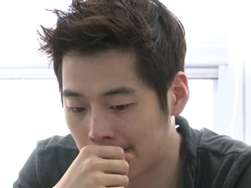 설레고 긴장되는 대본리딩 현장 클립