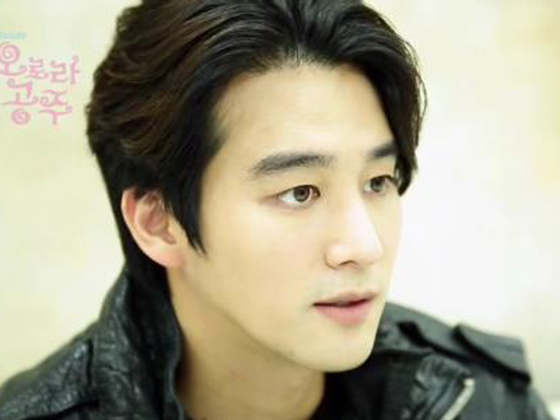 [인터뷰] 실제론 남자답다! 황마마 役의 배우 오창석 인터뷰 클립