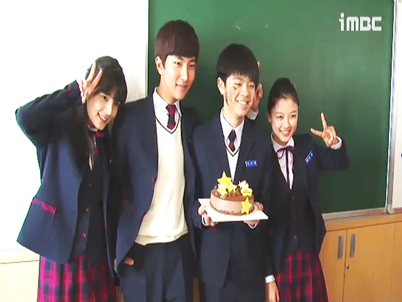 [생생현장] 깜짝 생일파티 주인공은 누구!? 클립