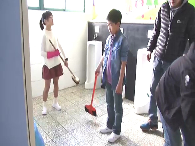 [HOT] 첫 촬영 현장 속으로~ 클립