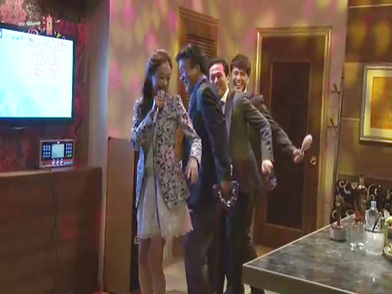 [생생현장] 세가족 노래방 속으로~ 클립