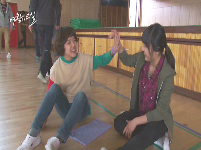 [생생현장] 하나와 보미의 폭풍 걸레질! 클립