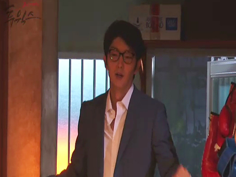 [생생현장] 어둠속의 방문자! 클립