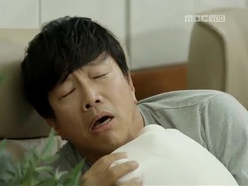 [관련TV영상][해피타임] 촬영장 분위기 메이커 호일의 돌발 애드리브! 클립