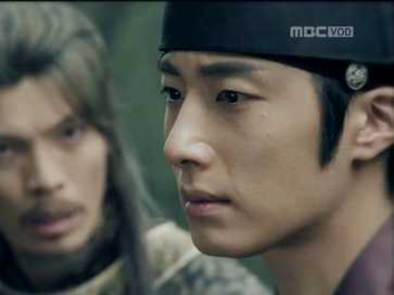 [관련TV영상] <해피타임> 자객의 습격을 받은 이린 클립