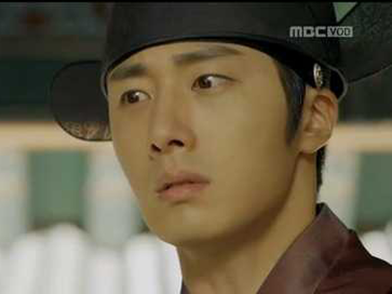 [관련TV영상]<해피타임> 마마신을 불러들인 사담 클립