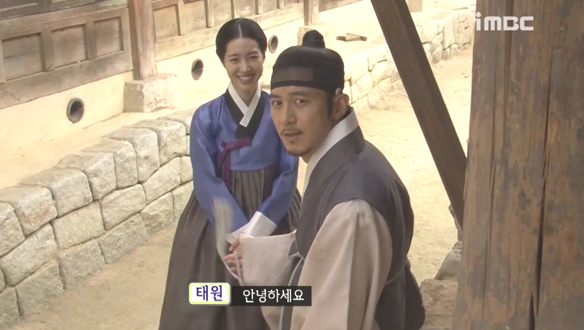 태원이 민망해한 이유는...? <생생현장> 클립