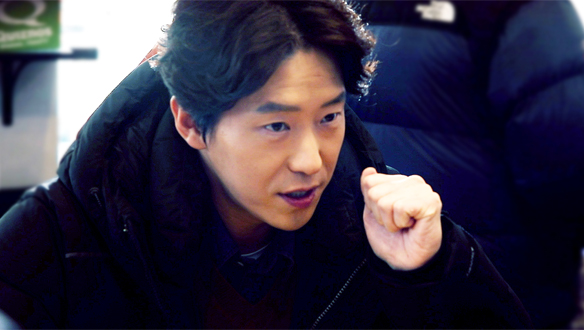 엄배우의 위엄! <생생현장> 클립