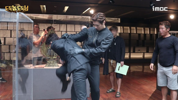 액션의 필수는 연습!! <생생현장> 클립