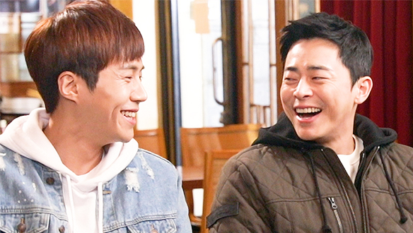 마주 보기만 해도 자동 웃음! <생생현장> 클립