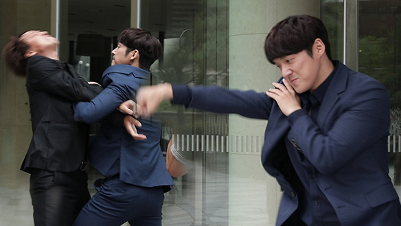 은혁의 허당 매력 뿜뿜 썸네일 <생생현장> 클립