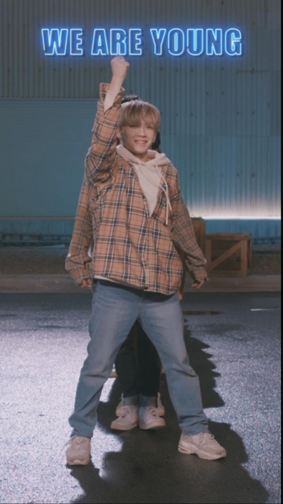 [릴레이 댄스] 퍼포먼스 팀 - We Are Young (세로캠ver) 클립