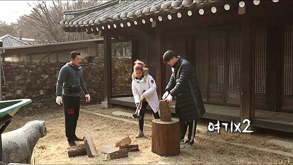 [선공개] 통나무집 앞에서 펼쳐진 장착패기! 클립