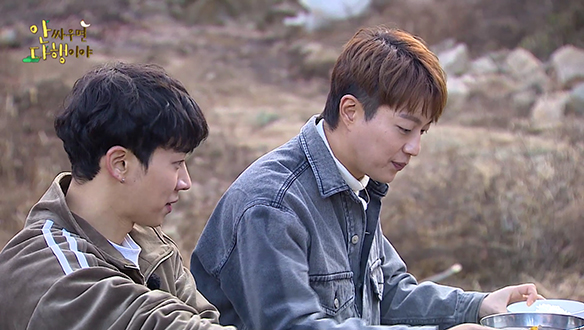 [선공개] 두준X기광 12시간 만에 먹는 꿀 같은 식사시간 클립