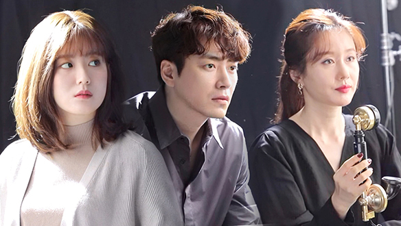 두근두근 포스터 촬영 현장! <생생현장> 클립