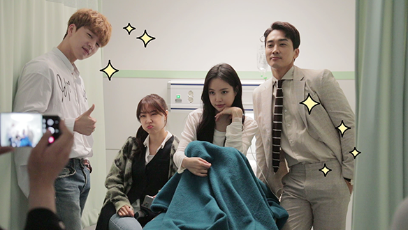 '웃음 가득' 언제나 즐거운 촬영 현장  <생생현장> 클립