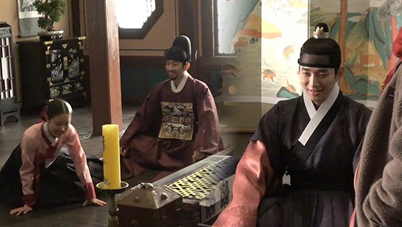 [메이킹] "울지마라, 덕임아..😥" 울다가😭 웃다가🤣 단짠단짠 옷소매 비하인드! 클립