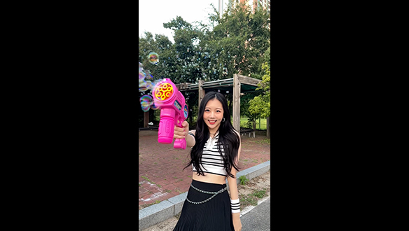 <숏폼영상> 비눗방울 놀이 3학년 김윤서 클립