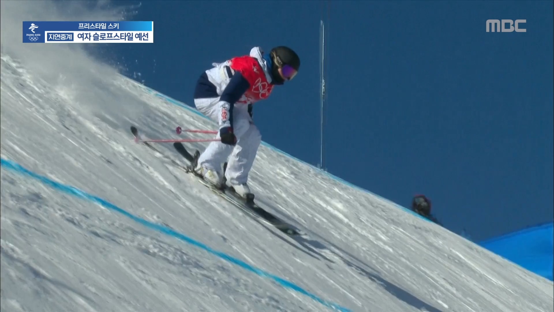 프리스타일 스키 | 여자 슬로프스타일 예선 '베테랑 답게~' 매기 보이신의 1차 연기 이미지