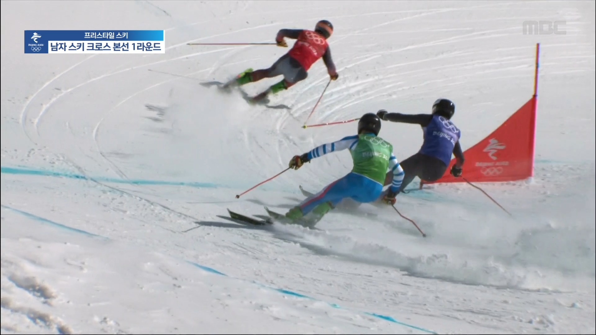 프리스타일 스키 | 남자 스키 크로스 '인코스 절대 사수' 2위 자리 끝까지 지켜내는 요스 베리 이미지