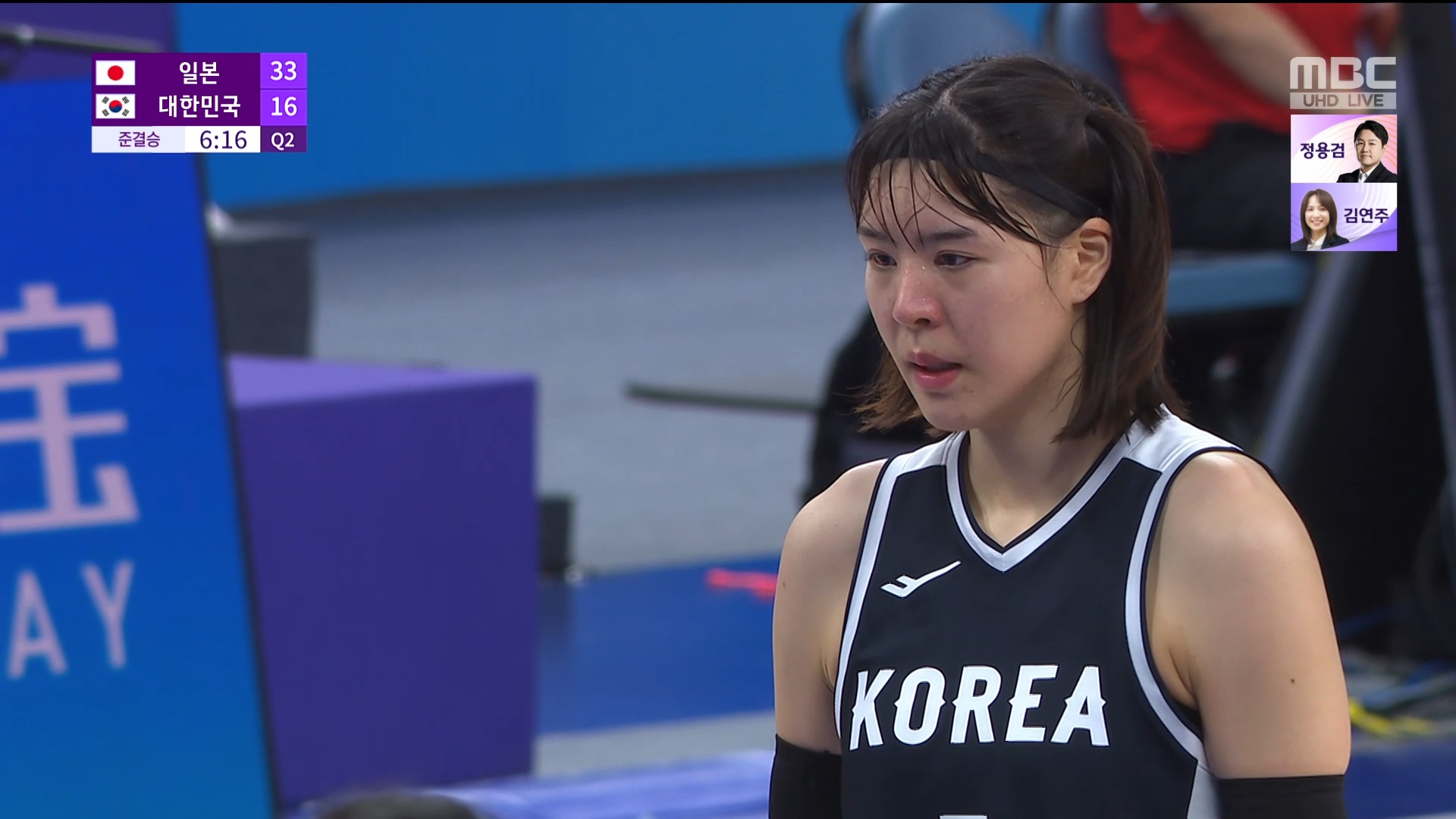 농구 | 여자 준결승...2쿼터, 박지수의 첫 득점! 분위기 반전 막는 일본의 작전 타임 이미지