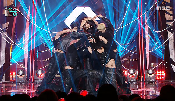 닥터코어911.정승환.원호.이찬원.DKZ.위아이.BAE173.TEMPEST.LE SSERAFIM.&TEAM.BOYNEXTDOOR.82MAJOR.TWS.VVUP . BABYMONSTER . NEXZ.MEOVV.izna.Hearts2Hearts.AxMxP.PENTACLE