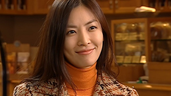 윤재와 살던 바닷가 집을 찾아가는 연서