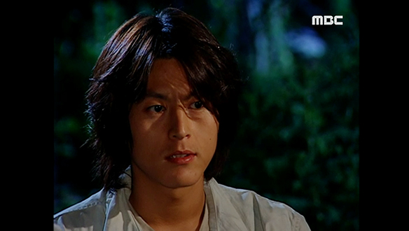 배를 탈출하는 연정 