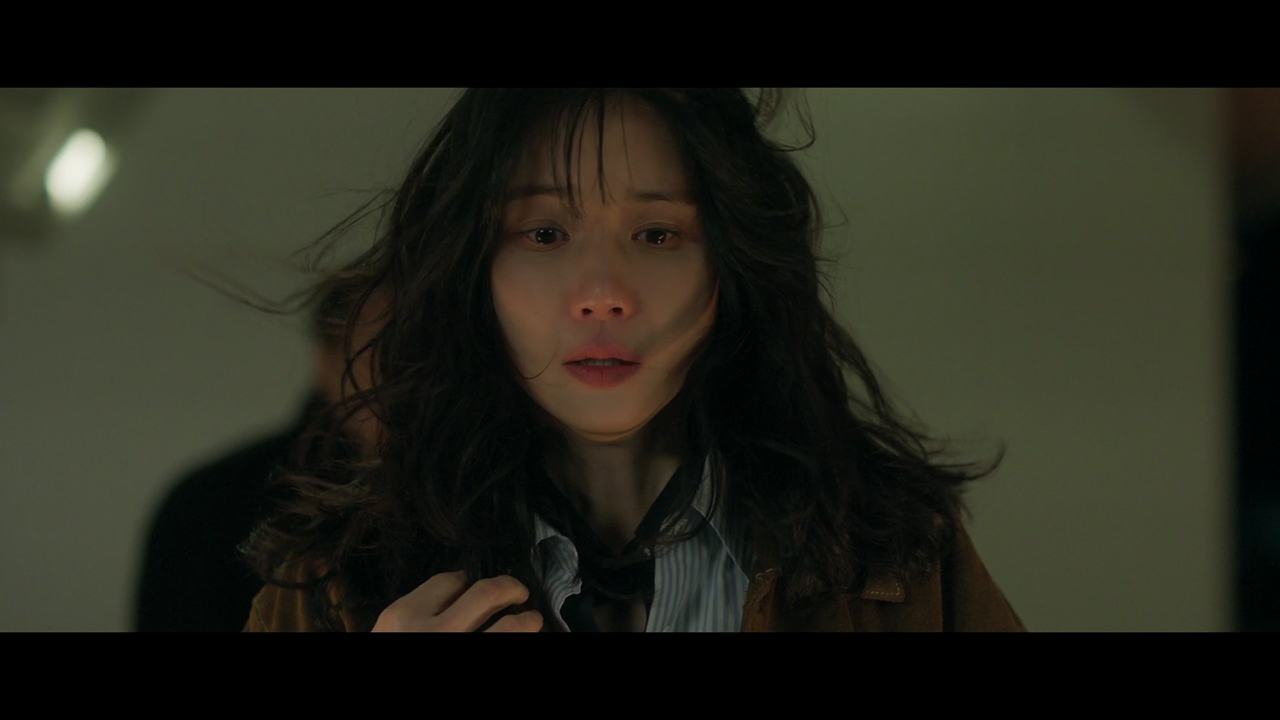 상황이 걷잡을 수 없이 위험해지고 있어요.