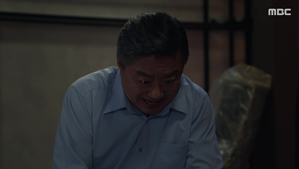 넌 이제 앞으로 세상 빛을 못 볼 거다.