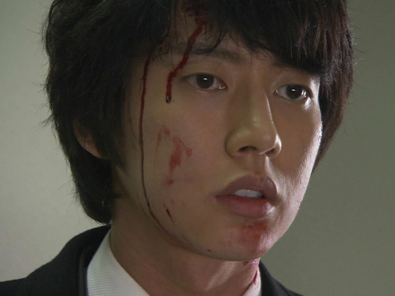 "그놈은 네 아비가 아니라고"…레베카(신은정)로부터 충격적인 말을 전해 듣는 명훈(박해진) 클립 이미지