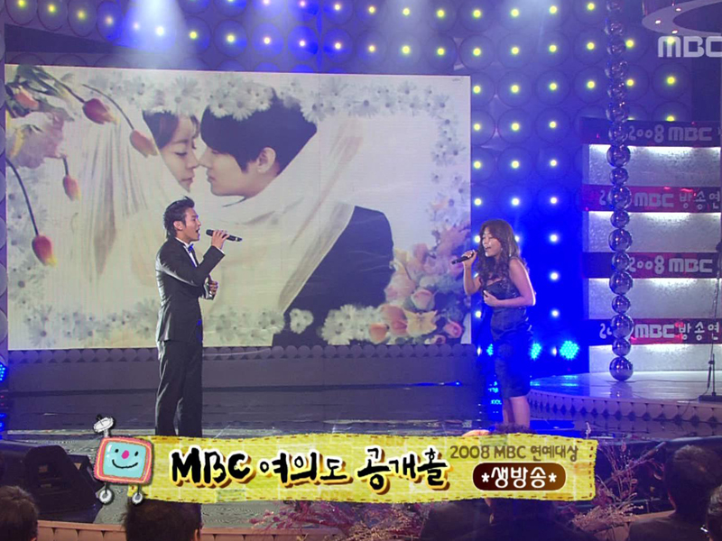 <오프닝무대> 환희+화요비 - Endless Love 클립 이미지