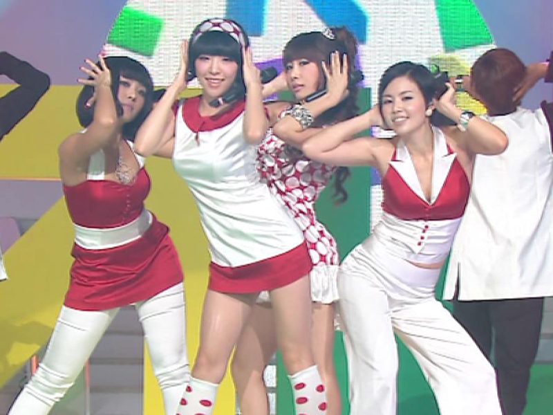 브라운아이드걸스『어쩌다』  클립 이미지