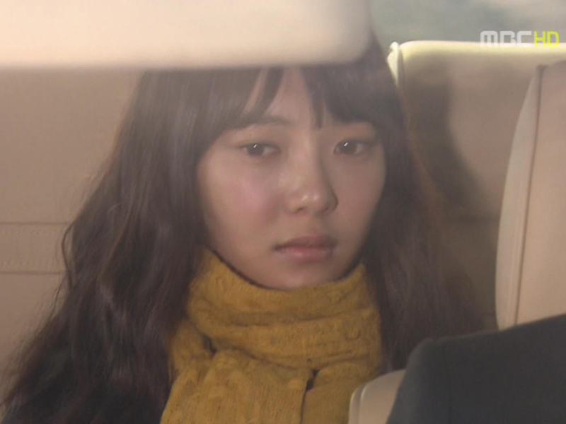 정우와 함께 있던 신우를 찾은 신여사 클립 이미지