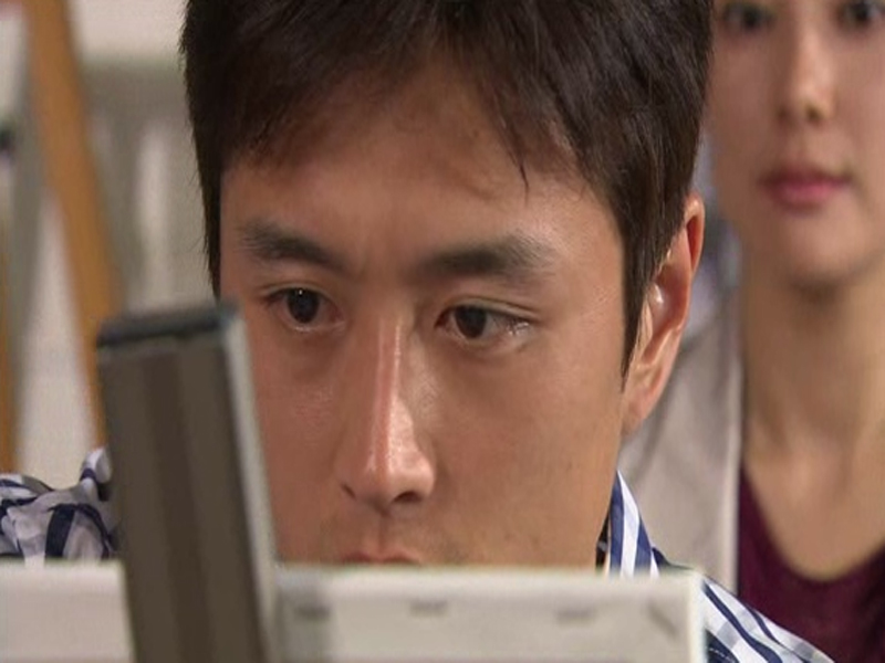 형우는 은영을 향한 마음에 괴롭다.. 클립 이미지