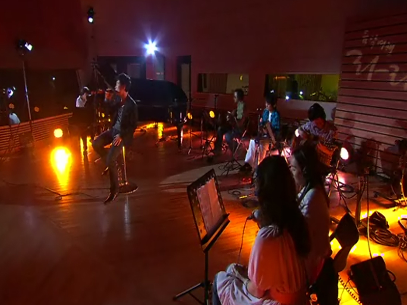 Crazy little thing called love 클립 이미지