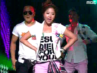 코요태『Jump Jump Jump』 클립 이미지