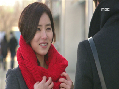 윤계상, 신세경에게 빨간 목도리 선물 "하이킥2"의 추억 클립 이미지