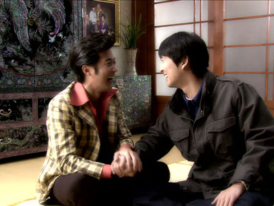 기태, 과거 회상 "수혁과 화기애애" 클립 이미지