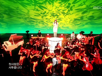 Juniel 'illa illa(remix)' 클립 이미지