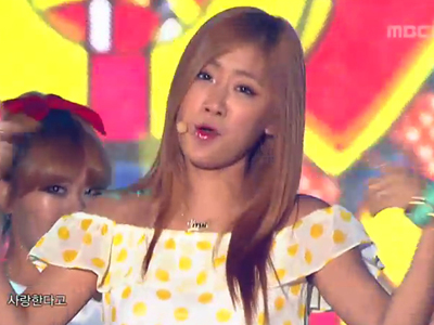 씨스타 'Loving U' 클립 이미지