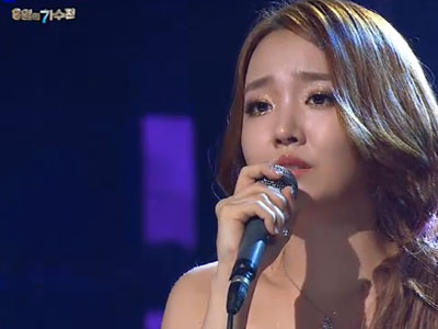 윤하 '내 곁에서 떠나가지 말아요' (풀영상) 클립 이미지