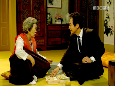 만종(정보석), 집 안 금고에 뇌물 가득 '경악' 클립 이미지