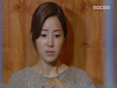 감옥행 위기-겁탈 위기 수인(한지혜), 빵집 사장(태항호) 뿌리치다 또 억울한 누명 써 클립 이미지