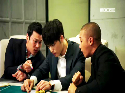 영달(김재중), 양하(시완)와 사기도박 없이 '정면 승부' 결과는? 클립 이미지