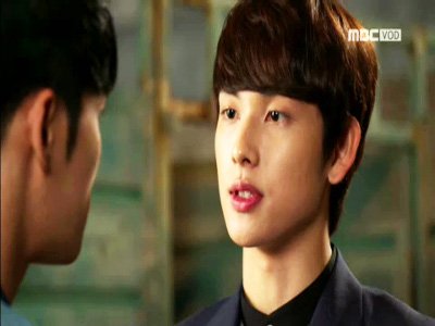 양하(시완), 영달(김재중)에게 날 선 경고 "정희(백진희) 옆에서 꺼져" 클립 이미지