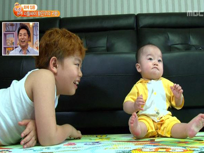 리틀싸이 황민우의 8개월 된 동생 민호, 음악만 나오면 '들썩'…피는 못 속여~ 클립 이미지